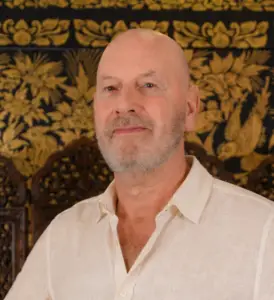 Neil relaxed and ready to give an Akashic Records reading